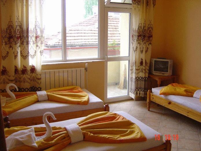 Viva Beach Hotel Pomorie Eksteriør billede